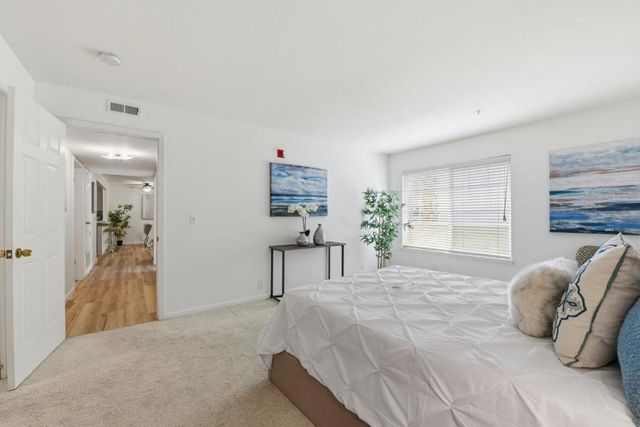 134 Carroll Street 202, Sunnyvale, CA 94086