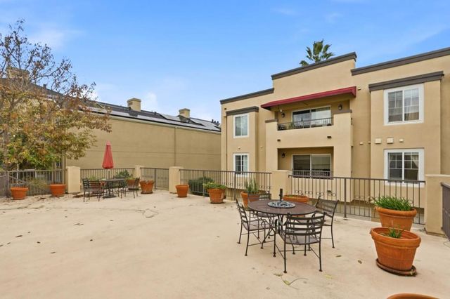 134 Carroll Street 202, Sunnyvale, CA 94086