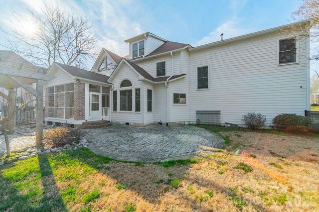 3306 Savannah Hills Drive, Matthews, NC 28105