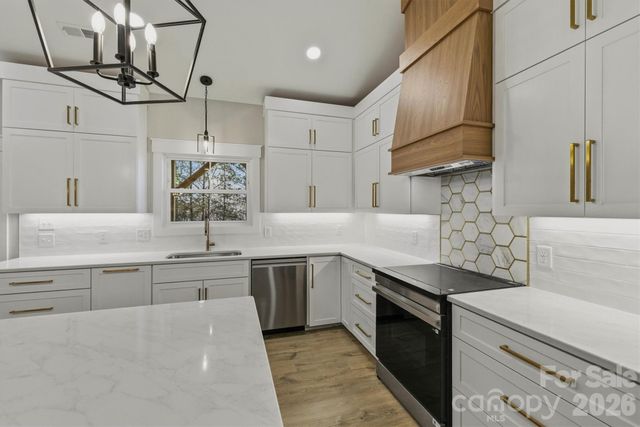 291 Table Rock Trace NW, Valdese, NC 28690