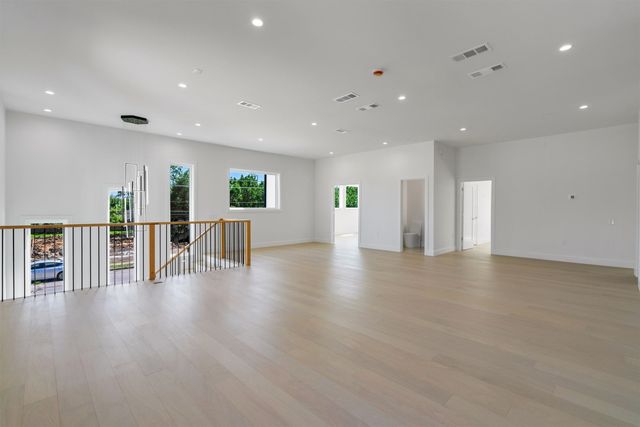 3813 Cortez Drive, Dallas, TX 75220