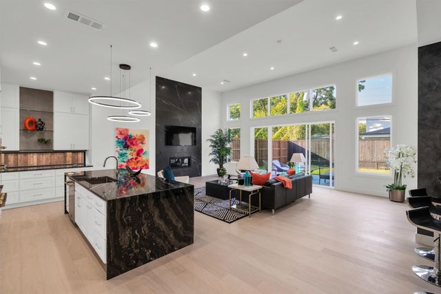 3813 Cortez Drive, Dallas, TX 75220