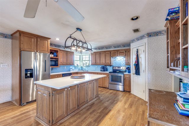 453 County Road 371, Anna, TX 75409