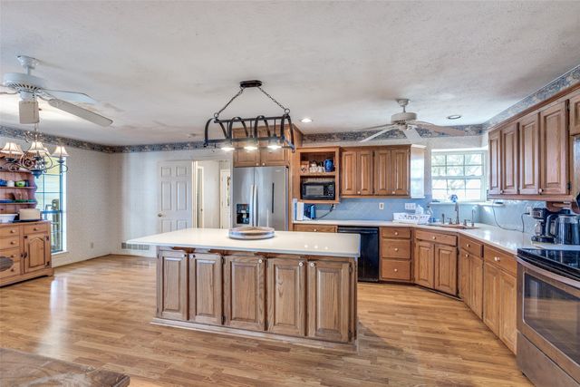 453 County Road 371, Anna, TX 75409