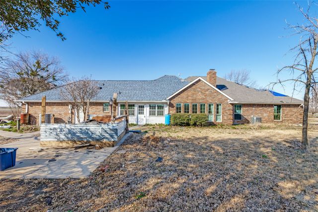 453 County Road 371, Anna, TX 75409
