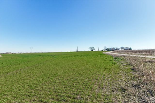 453 County Road 371, Anna, TX 75409