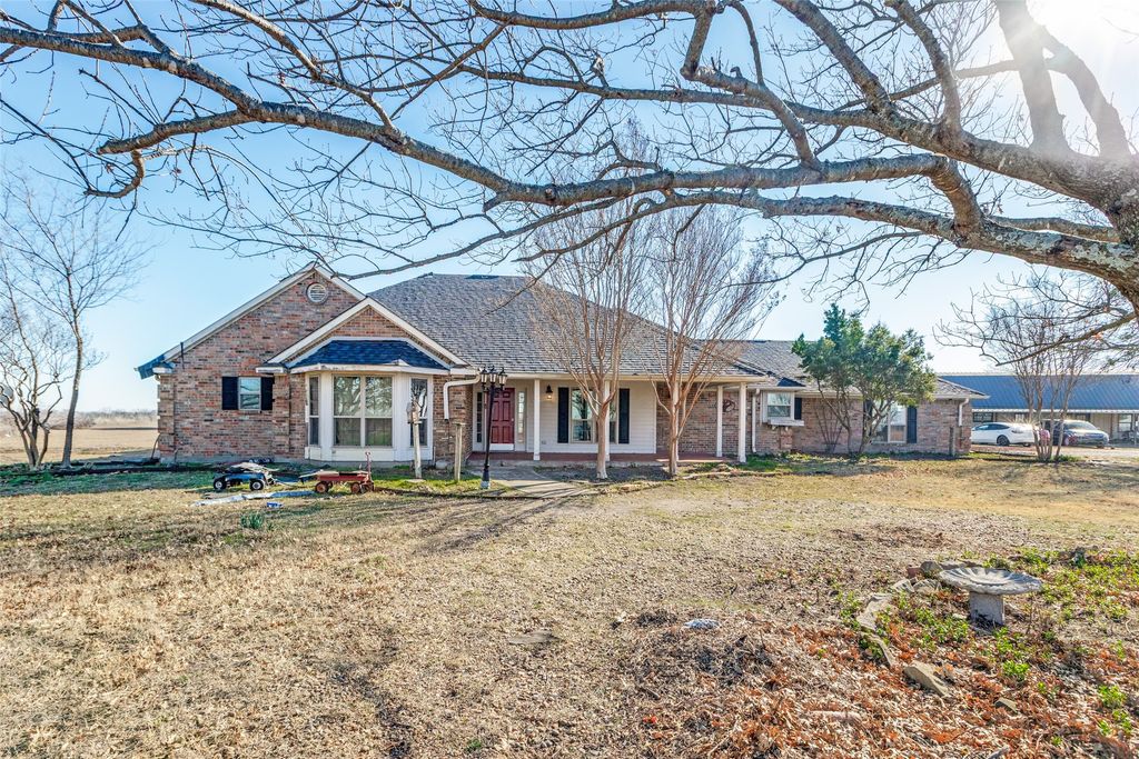 453 County Road 371, Anna, TX 75409