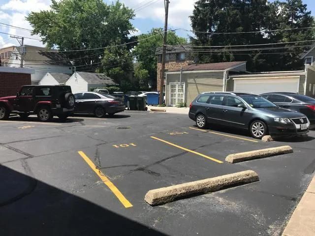313 Elgin Avenue 203, Forest Park, IL 60130