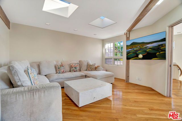 2915 Valmere Drive, Malibu, CA 90265