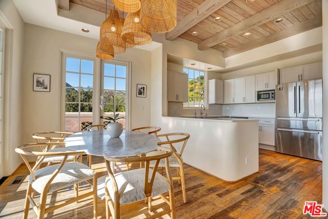 2915 Valmere Drive, Malibu, CA 90265