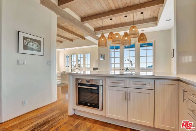 2915 Valmere Drive, Malibu, CA 90265