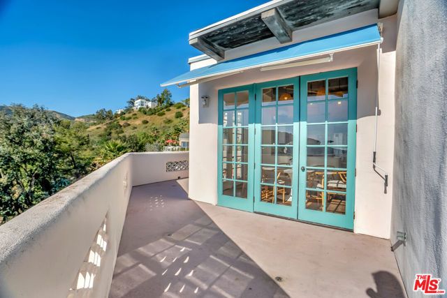 2915 Valmere Drive, Malibu, CA 90265