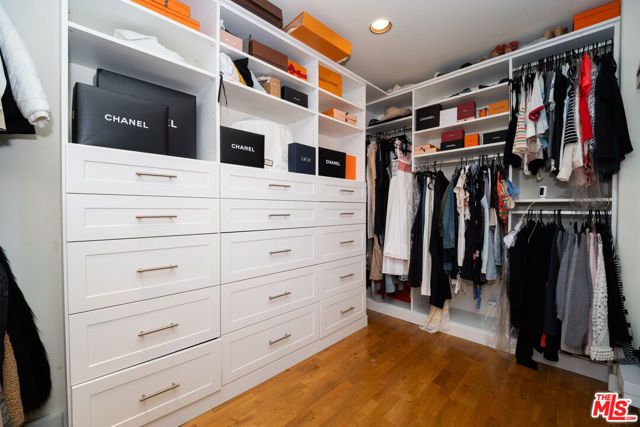 2915 Valmere Drive, Malibu, CA 90265