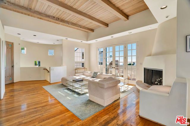 2915 Valmere Drive, Malibu, CA 90265