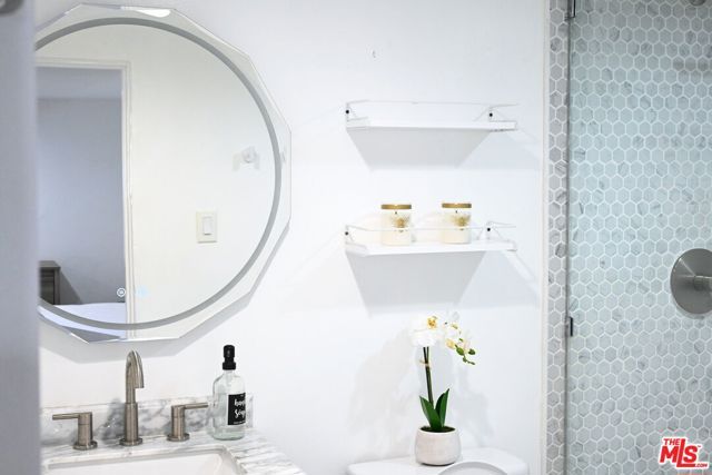 2915 Valmere Drive, Malibu, CA 90265