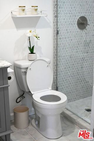 2915 Valmere Drive, Malibu, CA 90265