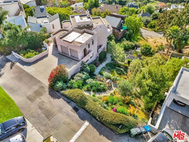 2915 Valmere Drive, Malibu, CA 90265
