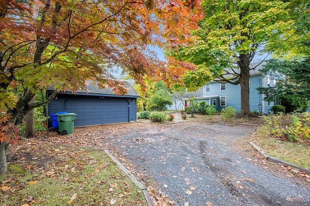160 Boston Road, Middletown, CT 06457