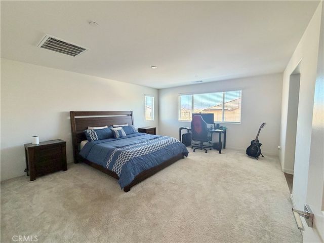 585 Bacon Ridge, Rialto, CA 92377