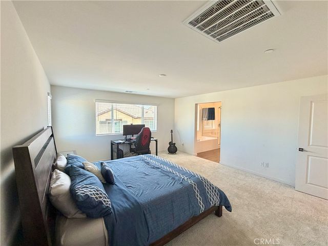 585 Bacon Ridge, Rialto, CA 92377