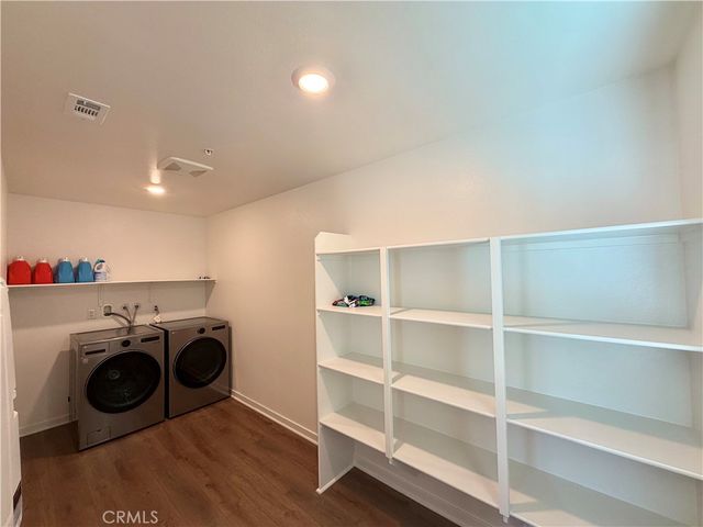 585 Bacon Ridge, Rialto, CA 92377