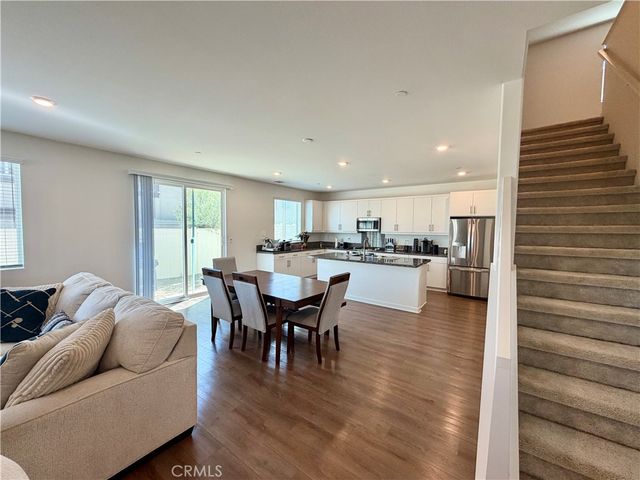 585 Bacon Ridge, Rialto, CA 92377