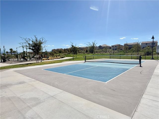 585 Bacon Ridge, Rialto, CA 92377
