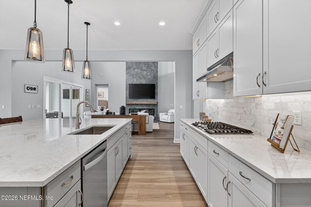 555 SEAGROVE Drive, Ponte Vedra, FL 32081