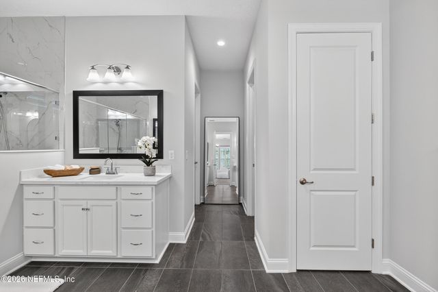 555 SEAGROVE Drive, Ponte Vedra, FL 32081