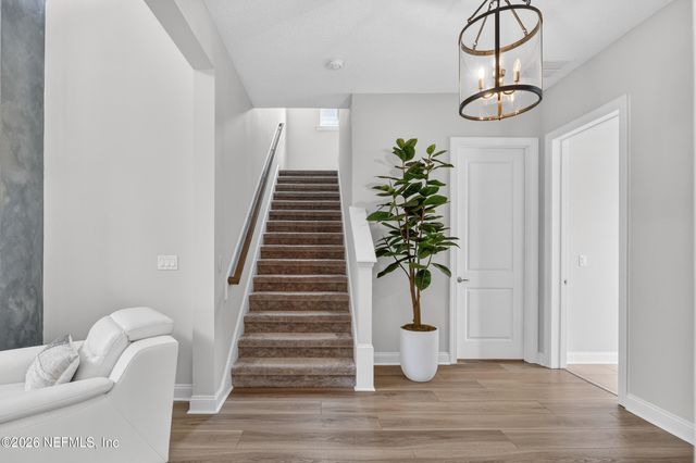 555 SEAGROVE Drive, Ponte Vedra, FL 32081