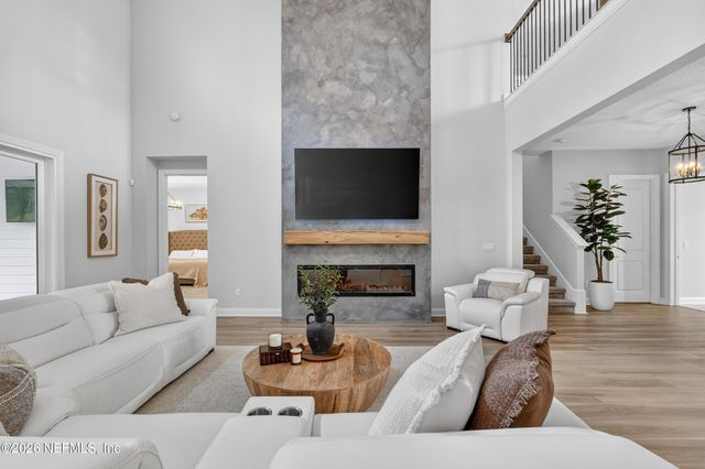 555 SEAGROVE Drive, Ponte Vedra, FL 32081