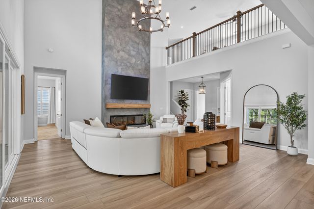 555 SEAGROVE Drive, Ponte Vedra, FL 32081