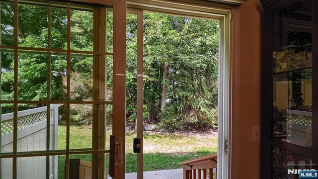 58 Parkside Court, Wayne, NJ 07470