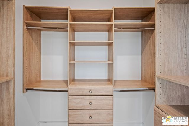 2435 E Wayne Road, Palm Springs, CA 92262