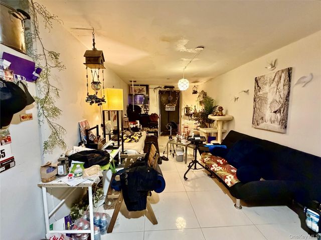 3509 Leavitt St, Flushing, NY 11354