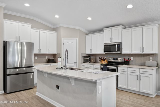 11479 RED KOI Drive, Jacksonville, FL 32226