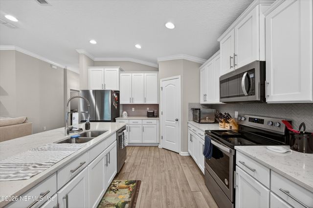 11479 RED KOI Drive, Jacksonville, FL 32226