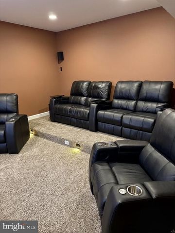 6806 DIPLOMA DR, Laurel, MD 20707