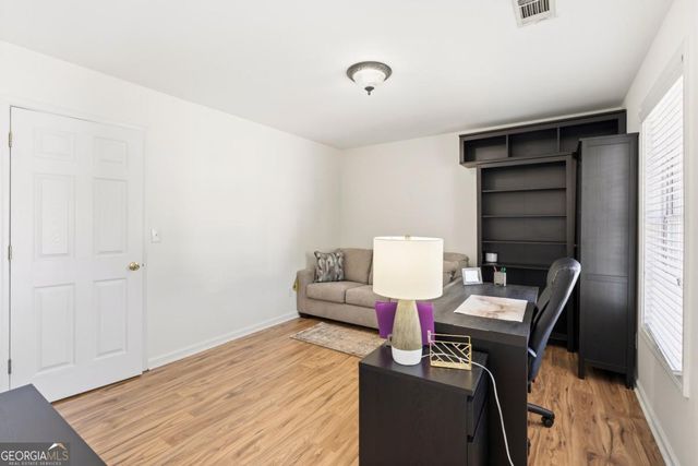 1622 Indian Way, Cumming, GA 30040