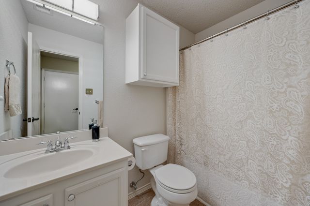 4848 Trail Hollow Drive, Fort Worth, TX 76244