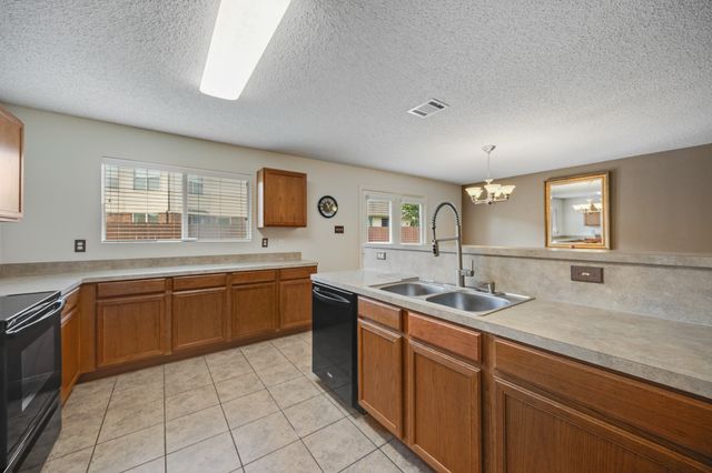 4848 Trail Hollow Drive, Fort Worth, TX 76244