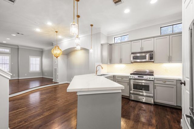 115 Roy Street, Houston, TX 77007