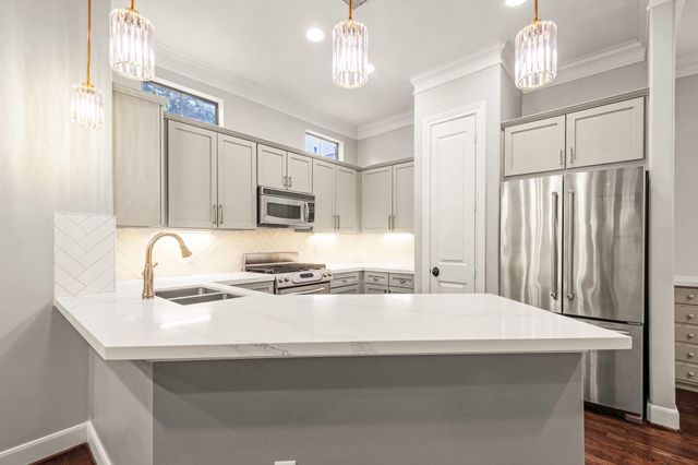 115 Roy Street, Houston, TX 77007
