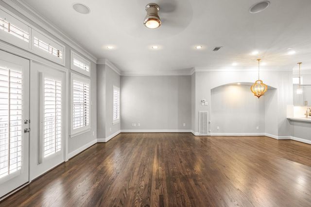 115 Roy Street, Houston, TX 77007