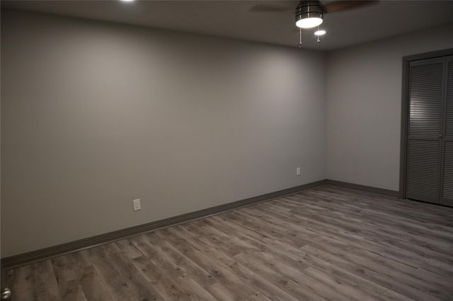 10053 W Twin Shore Drive, Willis, TX 77318