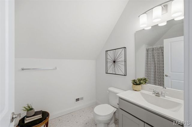 4120 Nebraska Avenue, St Louis, MO 63118