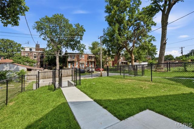 4120 Nebraska Avenue, St Louis, MO 63118