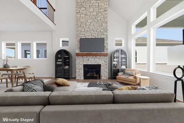 1255 Chatham Hills Boulevard, Westfield, IN 46074