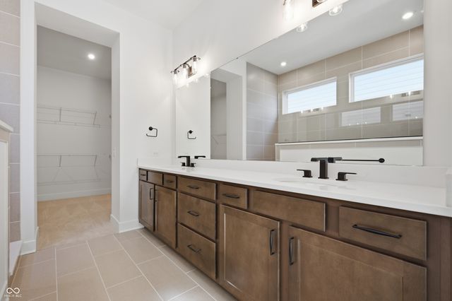 1255 Chatham Hills Boulevard, Westfield, IN 46074