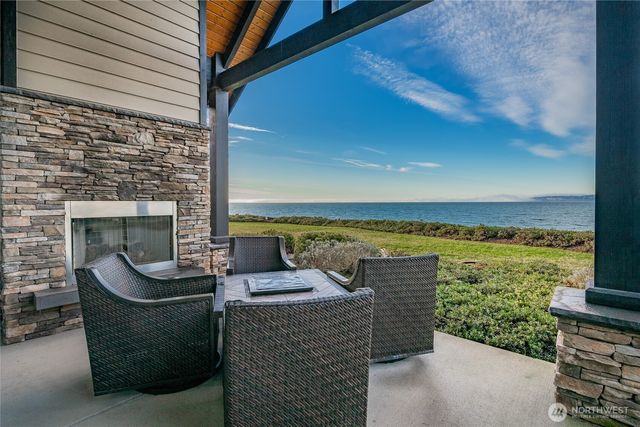 9411 Turnstone Lane, Blaine, WA 98230